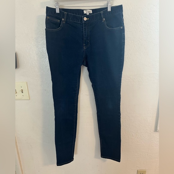 Trim & Tailor Skinny Jeans - Picture 1 of 3